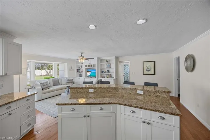 707 Port Side Dr, Naples, Florida 34103
