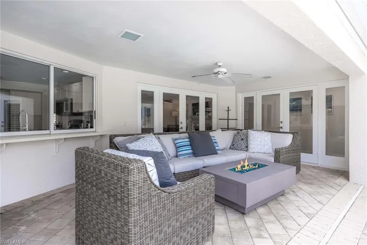 707 Port Side Dr, Naples, Florida 34103