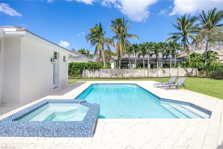 707 Port Side Dr, Naples, Florida 34103