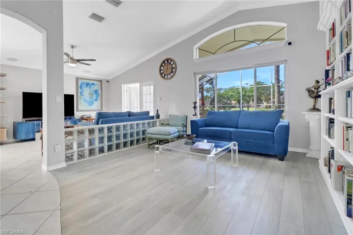 7477 Lourdes Ct, Naples, Florida 34104
