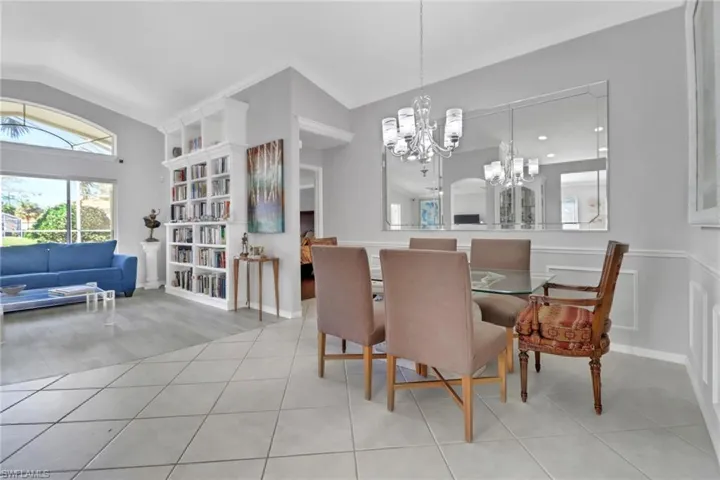 7477 Lourdes Ct, Naples, Florida 34104