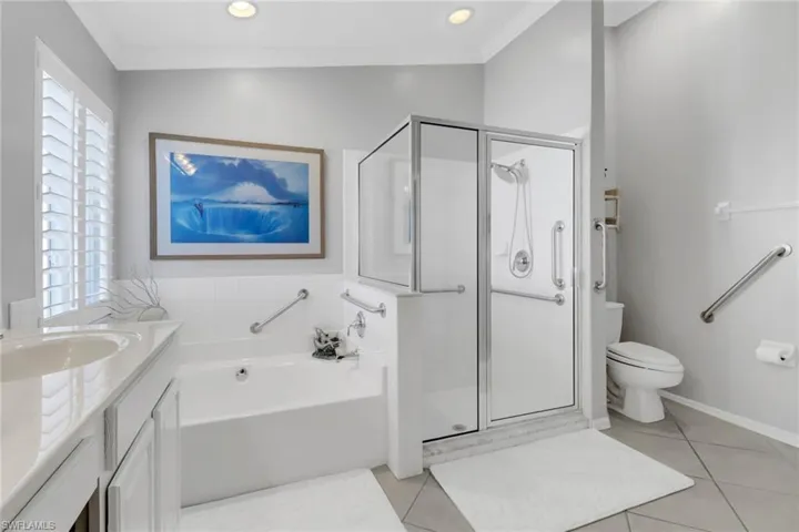 7477 Lourdes Ct, Naples, Florida 34104