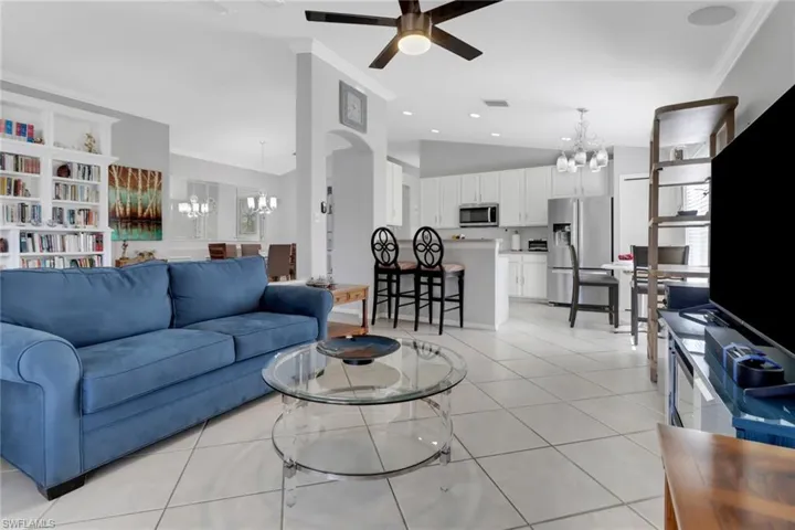 7477 Lourdes Ct, Naples, Florida 34104