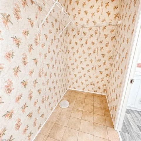7607 Peyraud Dr, North Fort Myers, Florida 33917