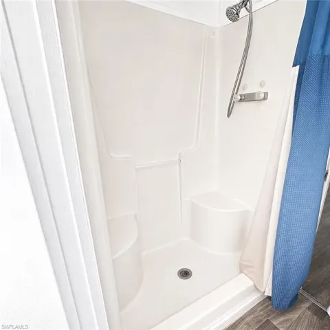 7607 Peyraud Dr, North Fort Myers, Florida 33917