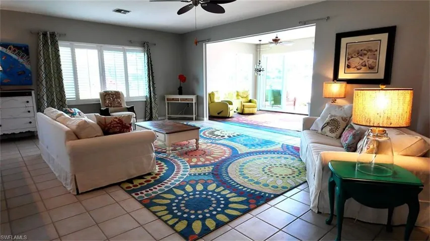 With views of the water in back of home