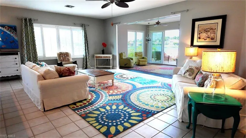 14490  Laguna  DR, Fort Myers, FL 33908