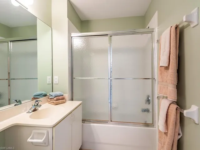 2185  Arielle  DR, Naples, FL 34109