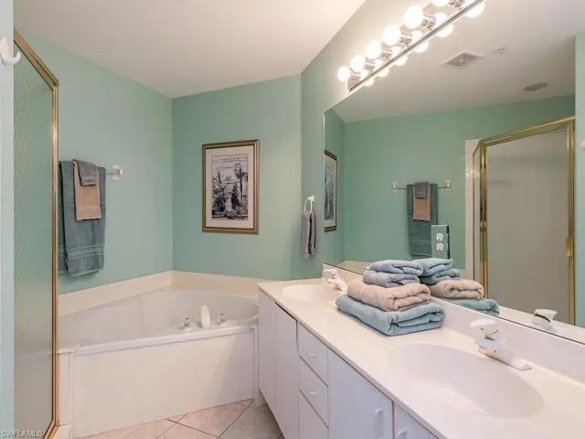 2185  Arielle  DR, Naples, FL 34109