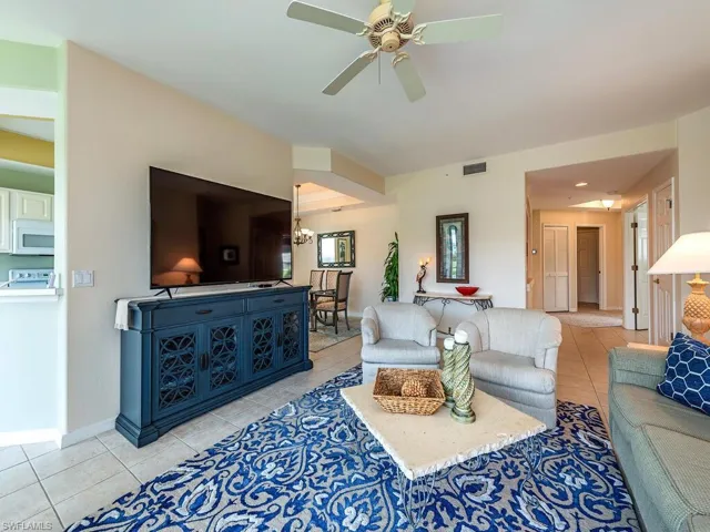 2185  Arielle  DR, Naples, FL 34109