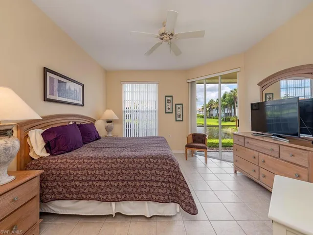 2185  Arielle  DR, Naples, FL 34109