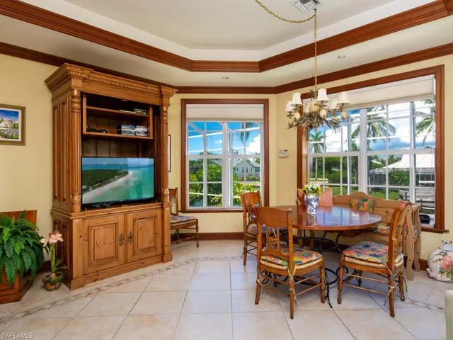 Breakfast Nook