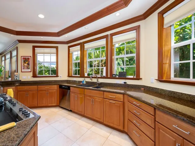 Tons of Counter Space