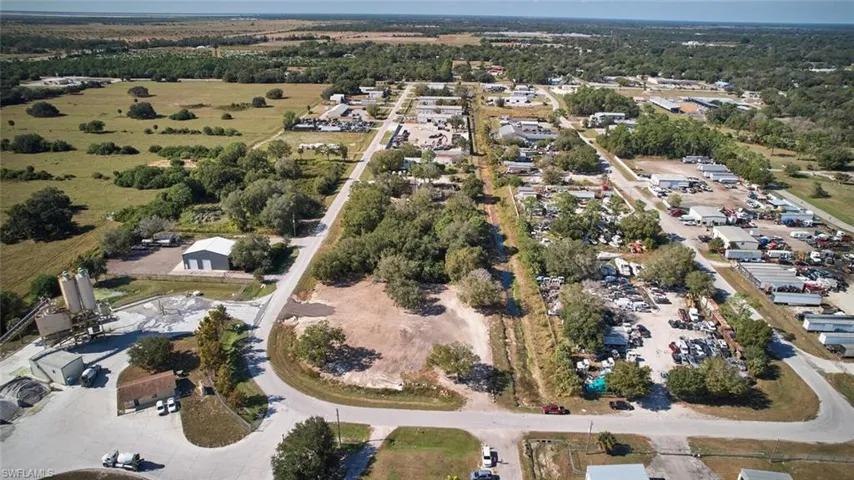400 S Industrial Loop, Labelle, Florida 33935
