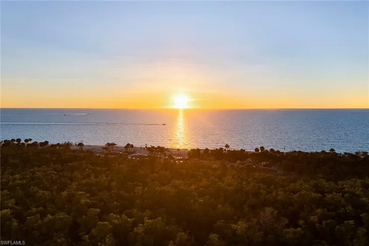 11 Bluebill Ave 905, Naples, Florida 34108