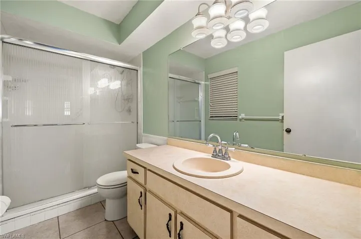 2115 SE 11th  ST, Cape Coral, FL 33990