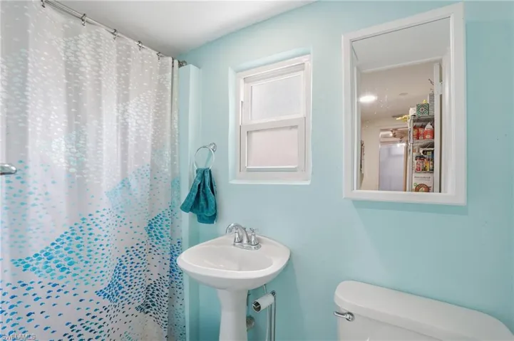 27605  Playa Del Rey  LN, Bonita Springs, FL 34135