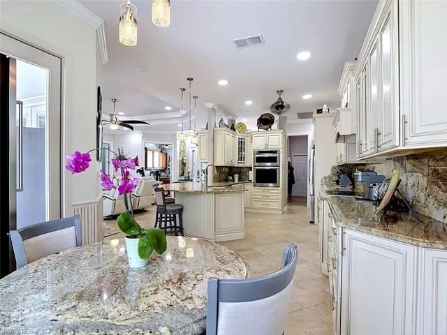 10412 Curry Palm Ln, Fort Myers, Florida 33966