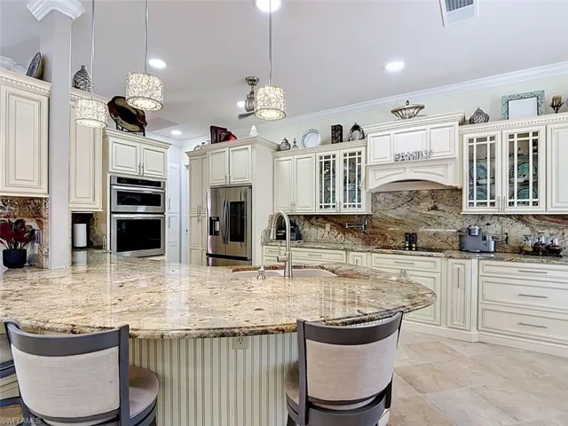 10412 Curry Palm Ln, Fort Myers, Florida 33966