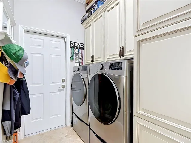 10412 Curry Palm Ln, Fort Myers, Florida 33966