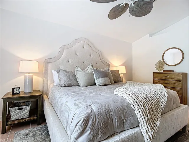 8452 Indian Wells Way, Naples, Florida 34113