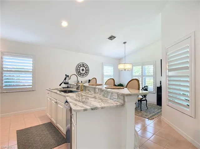 8452 Indian Wells Way, Naples, Florida 34113