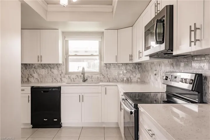 5917  Littlestone  CT, North Fort Myers, FL 33903