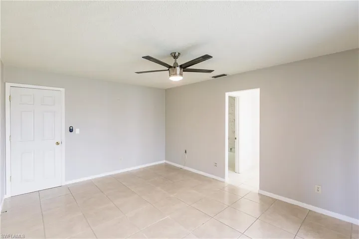 5917  Littlestone  CT, North Fort Myers, FL 33903