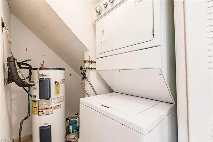 5917  Littlestone  CT, North Fort Myers, FL 33903