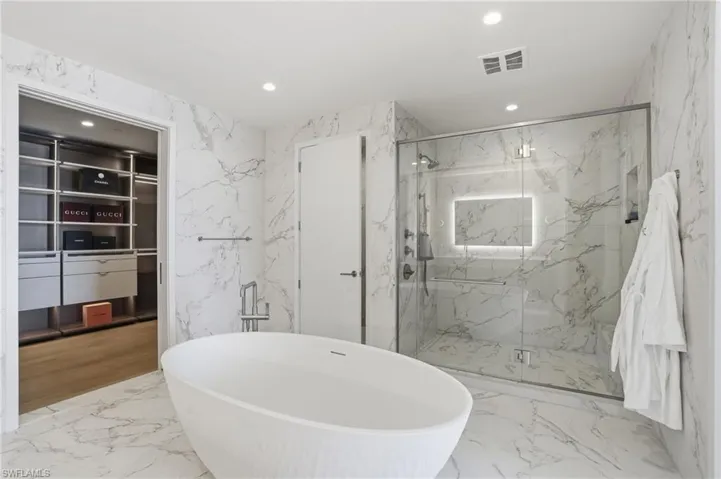 5100 Seagrass Blvd 201, Bonita Springs, Florida 34134