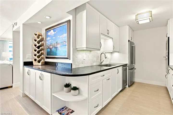 4001 Gulf Shore Blvd N 904, Naples, Florida 34103