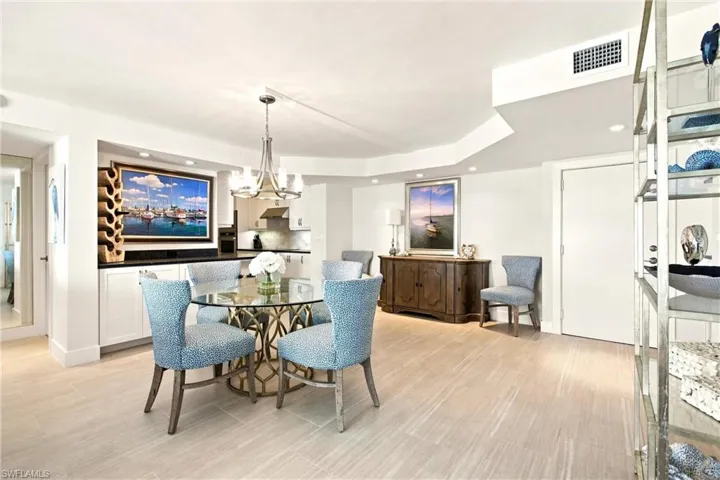 4001 Gulf Shore Blvd N 904, Naples, Florida 34103