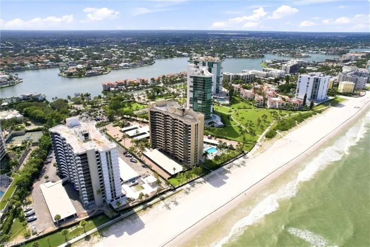 4001 Gulf Shore Blvd N 904, Naples, Florida 34103