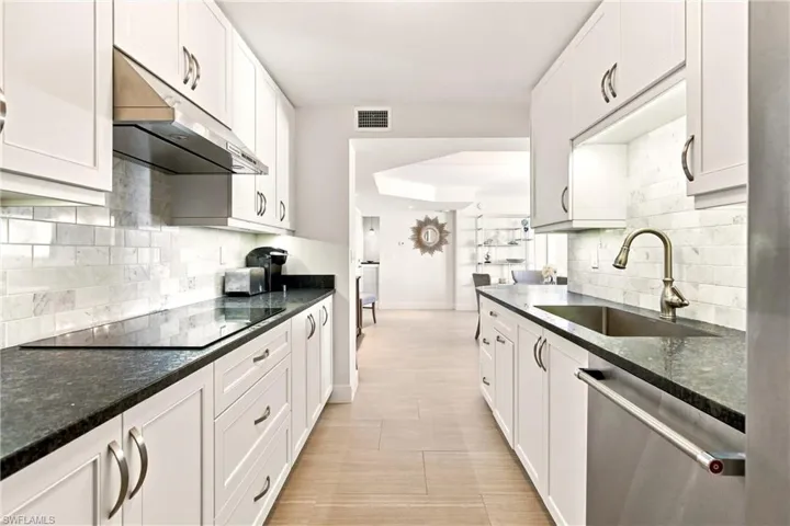 4001 Gulf Shore Blvd N 904, Naples, Florida 34103