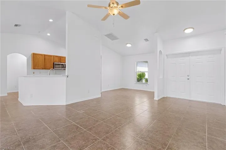 2501 32nd St Sw, Lehigh Acres Fl 33976