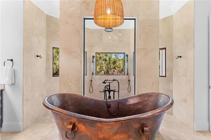 436 Corbel Dr, Naples, Florida 34110