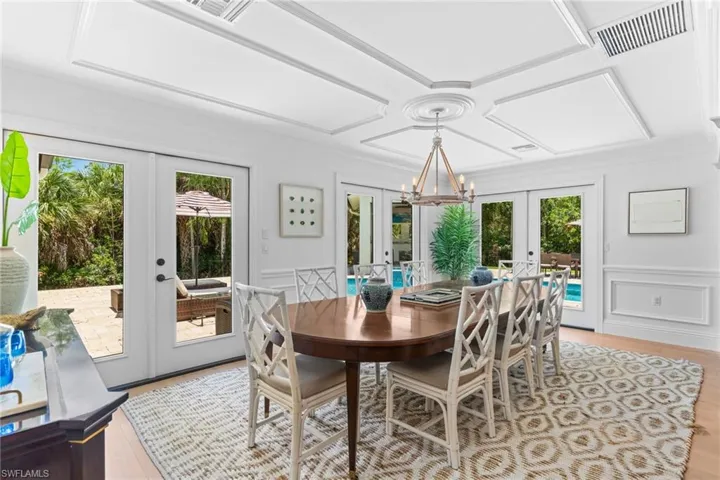 436 Corbel Dr, Naples, Florida 34110