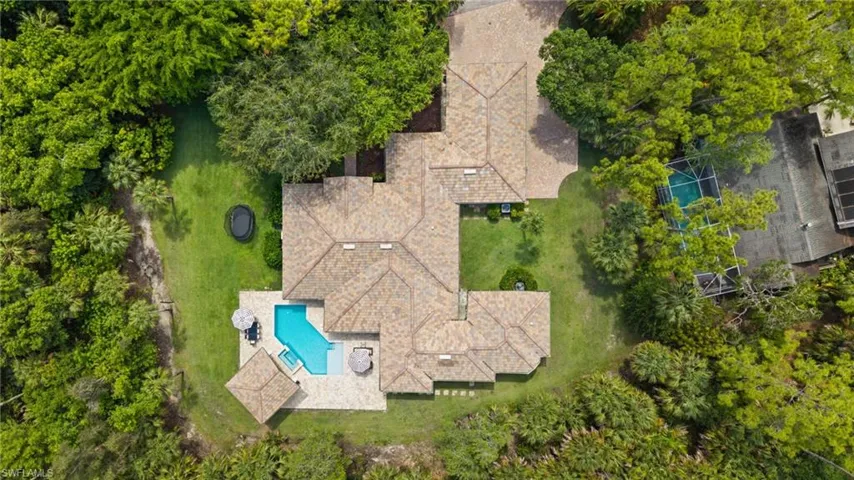 436 Corbel Dr, Naples, Florida 34110