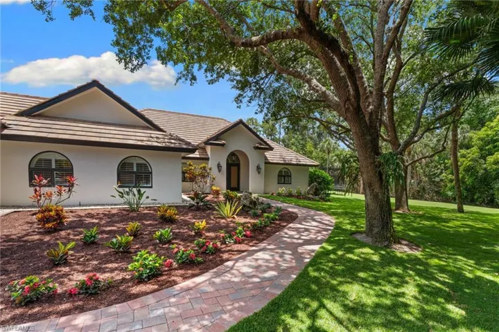 436 Corbel Dr, Naples, Florida 34110