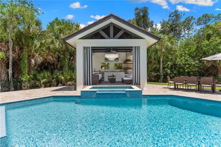 436 Corbel Dr, Naples, Florida 34110