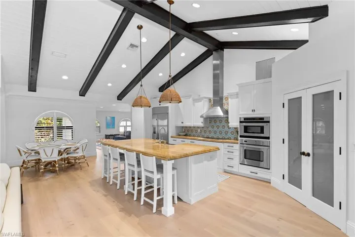 436 Corbel Dr, Naples, Florida 34110