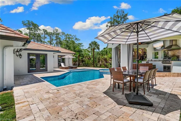 436 Corbel Dr, Naples, Florida 34110