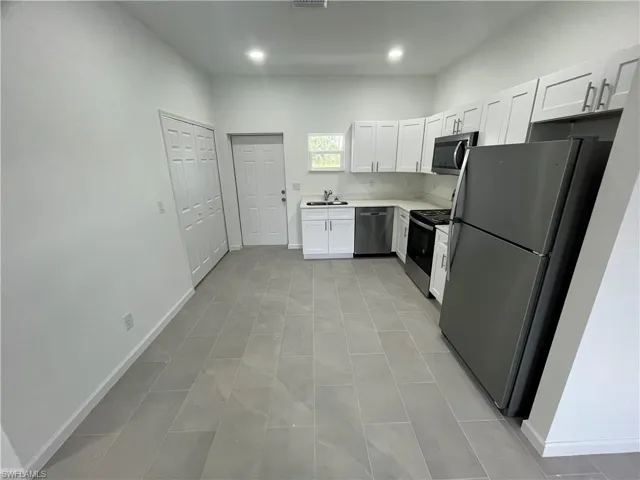4214 E 30th St, Alva, Florida 33920