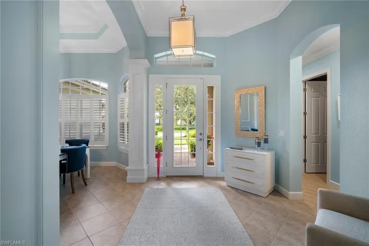 8788  Mustang Island  CIR, Naples, FL 34113