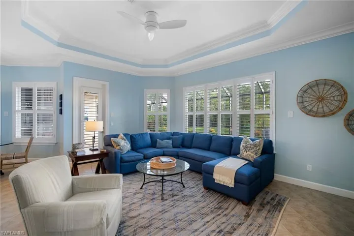 8788  Mustang Island  CIR, Naples, FL 34113