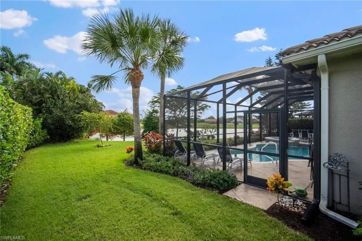 8788  Mustang Island  CIR, Naples, FL 34113