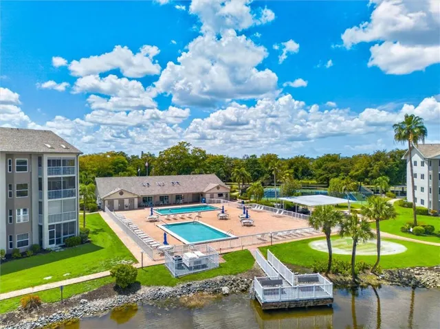 14751 Hole In 1 Cir 205, Fort Myers, Florida 33919