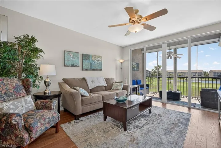 14751 Hole In 1 Cir 205, Fort Myers, Florida 33919