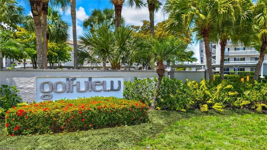 14751 Hole In 1 Cir 205, Fort Myers, Florida 33919