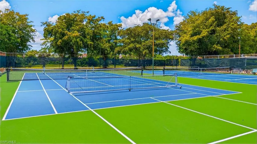 14751 Hole In 1 Cir 205, Fort Myers, Florida 33919